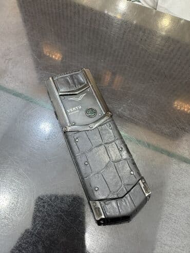 Vertu Signature Touch, 4 GB, rəng - Qara, Düyməli lalafo.az -da Vertu Signature Touch, 4 GB, rəng - Qara, Düyməli