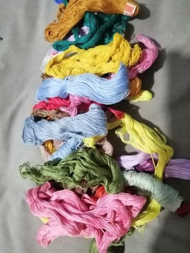 İplər, saplar: Нитки советского производства шёлковые и номер 40, тесьма, мулине lalafo.az -da — 2 İplər, saplar: Нитки советского производства шёлковые и номер 40, тесьма, мулине — 2