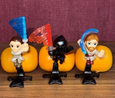 Kinder Star Wars.1 eded - 3 azn Azadliq lalafo.az -da Kinder Star Wars.1 eded - 3 azn Azadliq