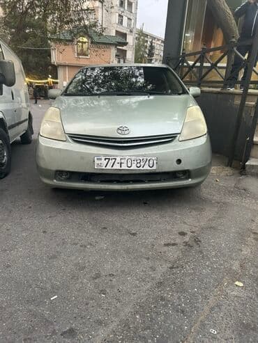 Toyota Prius (2-ci nəsil) hibrid hetçbek - Yanacaq sistemi: benzin + lalafo.az -da Toyota Prius (2-ci nəsil) hibrid hetçbek - Yanacaq sistemi: benzin +