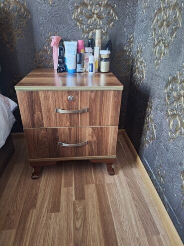 Taxta tünd-qəhvəyi tonlarda tumba/komodin - Material: MDF/taxta lalafo.az -da Taxta tünd-qəhvəyi tonlarda tumba/komodin - Material: MDF/taxta