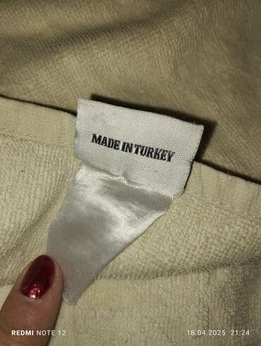 Yataq üçün İşlənmiş Yataq örtüyü, Ünvandan götürmə, Ödənişli çatdırılma lalafo.az -da Yataq üçün İşlənmiş Yataq örtüyü, Ünvandan götürmə, Ödənişli çatdırılma