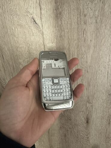 Nokia e71 orginal korpus yeni lalafo.az -da Nokia e71 orginal korpus yeni