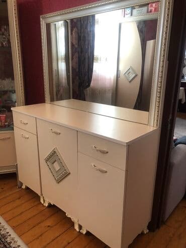 Güzgülü lalafo.az -da Güzgülü