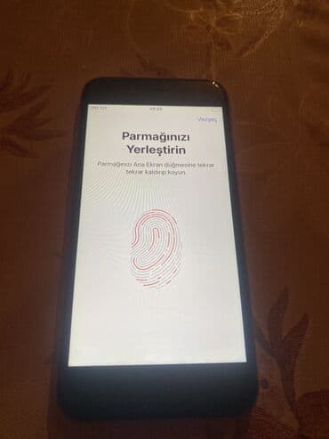 IPhone 8, 64 GB, Qırmızı, Barmaq izi lalafo.az -da IPhone 8, 64 GB, Qırmızı, Barmaq izi