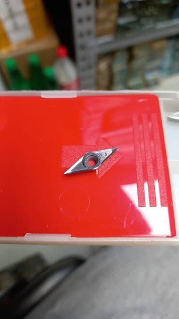 Mismarlar, şuruplar: Torna və frezə üçün kəsici lövhəciklər (karbid insertlər) komplekti - lalafo.az -da — 6 Mismarlar, şuruplar: Torna və frezə üçün kəsici lövhəciklər (karbid insertlər) komplekti - — 6