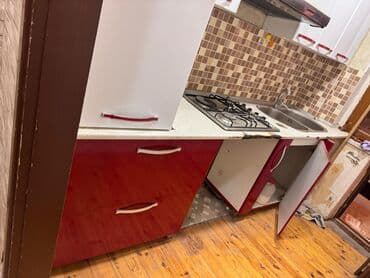 Normaldi - Rəng: ağ + qırmızı, parlaq fasadlar - Üst modul: bir neçə lalafo.az -da Normaldi - Rəng: ağ + qırmızı, parlaq fasadlar - Üst modul: bir neçə