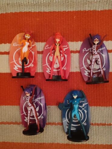 Bu dəstdə 5 ədəd müxtəlif rəngli və dizaynlı Miraculous: Ladybug and lalafo.az -da Bu dəstdə 5 ədəd müxtəlif rəngli və dizaynlı Miraculous: Ladybug and