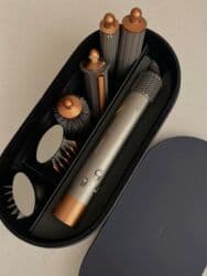 Dyson 1.2 defe istifade edilib yenidir . Qiymet 800 azn. Alinib 1200 lalafo.az -da Dyson 1.2 defe istifade edilib yenidir . Qiymet 800 azn. Alinib 1200