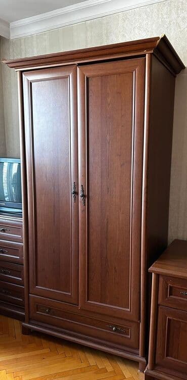 İşlənmiş, Açılan, 2 qapılı Düz dolab, Qarderob, paltar dolabı lalafo.az -da İşlənmiş, Açılan, 2 qapılı Düz dolab, Qarderob, paltar dolabı