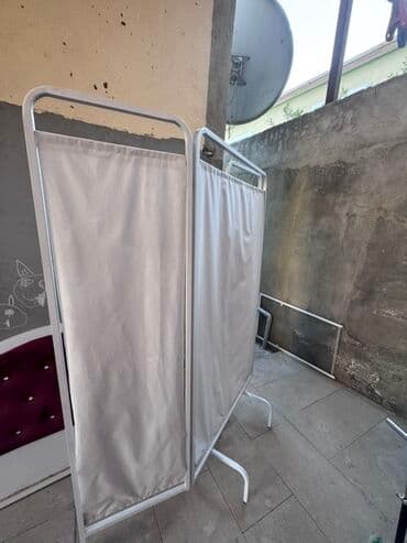 İki bölməli portativ pərdə bölücü/paravan - Metal konstruksiyalı, ağ lalafo.az -da İki bölməli portativ pərdə bölücü/paravan - Metal konstruksiyalı, ağ