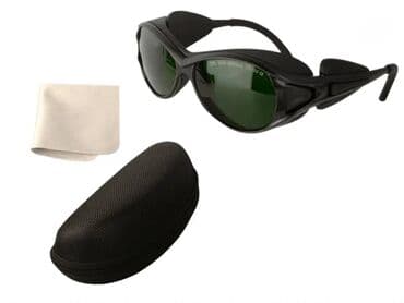 Lazer epilyasiyasi zamanı lazeroloq üçün nəzərdə tutulmuşdur Lazer lalafo.az -da Lazer epilyasiyasi zamanı lazeroloq üçün nəzərdə tutulmuşdur Lazer