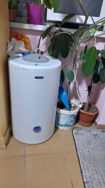 Elektrik su qızdırıcısı (boyler) - Marka: Ariston (loqodan görünür) lalafo.az -da Elektrik su qızdırıcısı (boyler) - Marka: Ariston (loqodan görünür)