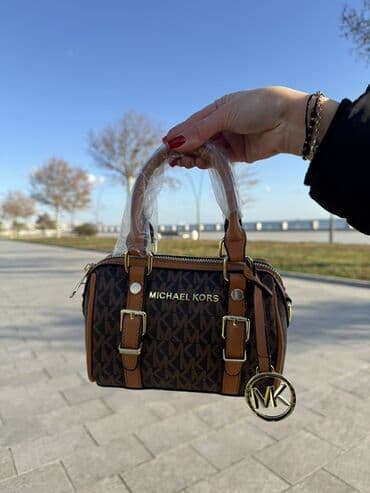 Бусы: Сумка с короткой ручкой, Michael Kors, Новый at lalafo.az — 2 Бусы: Сумка с короткой ручкой, Michael Kors, Новый — 2