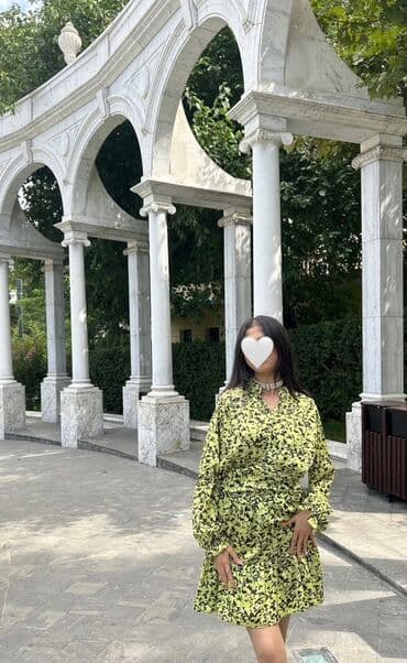 Qadın geyimi – naxışlı, uzunqol, volanlı don Bir defe geyilib ölce s-m lalafo.az -da Qadın geyimi – naxışlı, uzunqol, volanlı don Bir defe geyilib ölce s-m