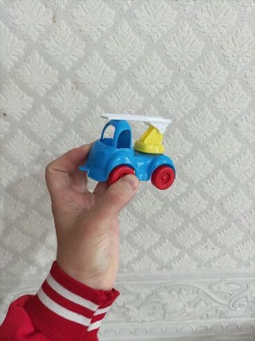 Uşaq üçün oyuncaq avtomobil dəsti - Dəst 5 ədəd kiçik ölçülü oyuncaq lalafo.az -da Uşaq üçün oyuncaq avtomobil dəsti - Dəst 5 ədəd kiçik ölçülü oyuncaq