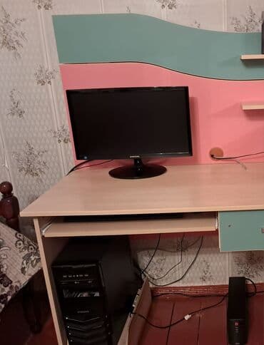 💻 Masaüstü Kompyuter masasıyla birlikdə satılır (2-ci əl) İş və lalafo.az -da 💻 Masaüstü Kompyuter masasıyla birlikdə satılır (2-ci əl) İş və