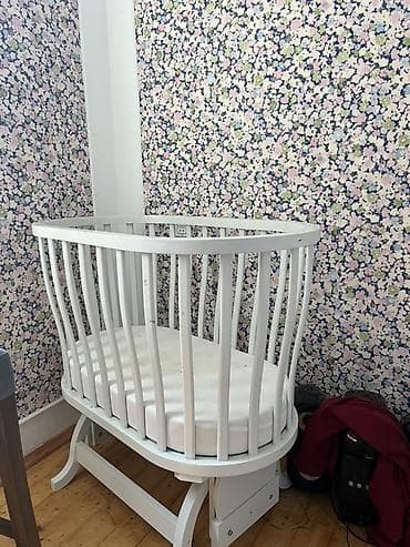 Oğlan və qız üçün, Yumru, Beşik, Dəstsiz, Matras ilə, Yellənmə mexanizm ilə lalafo.az -da Oğlan və qız üçün, Yumru, Beşik, Dəstsiz, Matras ilə, Yellənmə mexanizm ilə