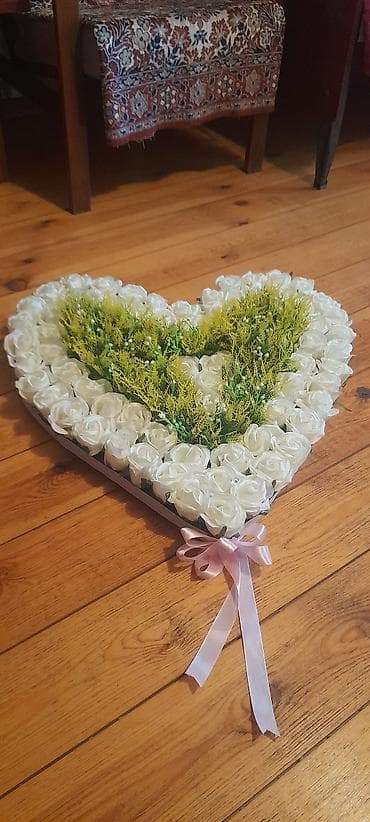 Ürünün təsviri: - Ürək formalı dekorativ kompozisiya - Aşağı hissədə lalafo.az -da Ürünün təsviri: - Ürək formalı dekorativ kompozisiya - Aşağı hissədə