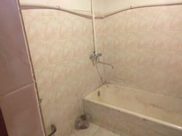 Гаражи: Yaxınlıqda market, .Gəncə ş Mərkəzi Unvermağın GDU nun Yanı Kəpəz at lalafo.az — 1 Гаражи: Yaxınlıqda market, .Gəncə ş Mərkəzi Unvermağın GDU nun Yanı Kəpəz — 1