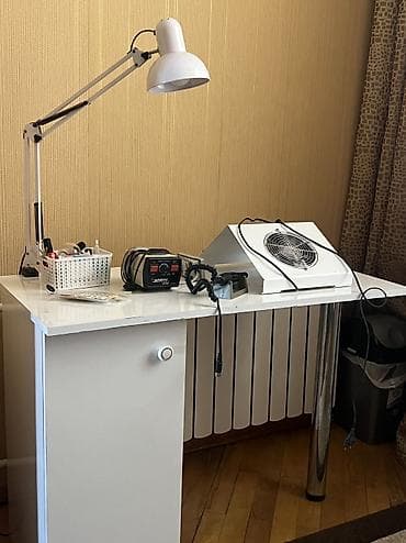 Manikur stolu,lampalar,frezer,plisos,ve.s satilir hec birjnin problemi lalafo.az -da Manikur stolu,lampalar,frezer,plisos,ve.s satilir hec birjnin problemi