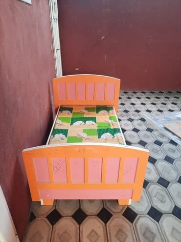 Oğlan və qız üçün, Çarpayı, Bazasız, Matras ilə, Siyirməsiz lalafo.az -da Oğlan və qız üçün, Çarpayı, Bazasız, Matras ilə, Siyirməsiz