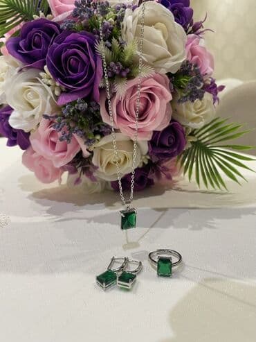 Dəstə daxildir: Üzük, Gümüş lalafo.az -da Dəstə daxildir: Üzük, Gümüş