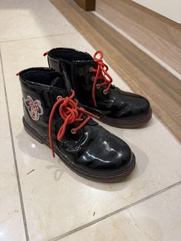 Uşaq üçün laklı botas Размер 30, как новые демисезонные,утепленная lalafo.az -da Uşaq üçün laklı botas Размер 30, как новые демисезонные,утепленная