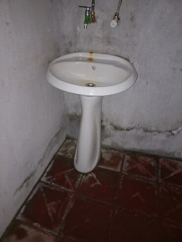 Душевые насадки, лейки: Islenib. sinigi falan yoxdu ama uzerinde lekesi var yeqin neylese at lalafo.az — 1 Душевые насадки, лейки: Islenib. sinigi falan yoxdu ama uzerinde lekesi var yeqin neylese — 1