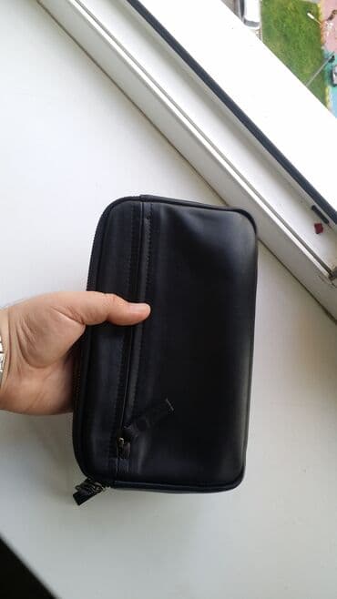 Təmiz dəri əl cantasi əla vəziyyətdə lalafo.az -da Təmiz dəri əl cantasi əla vəziyyətdə