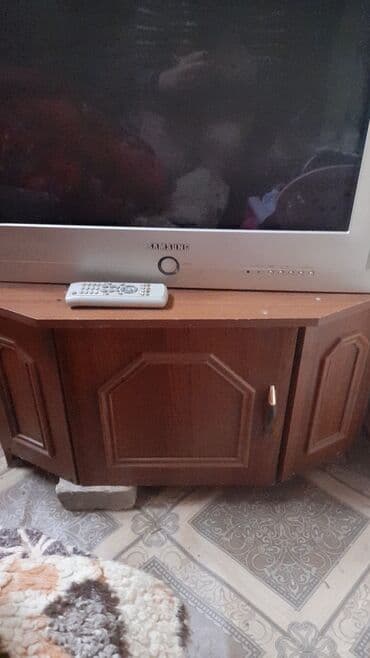 - Samsung markalı CRT tip televizor, gümüşü korpus. Ön paneldə lalafo.az -da - Samsung markalı CRT tip televizor, gümüşü korpus. Ön paneldə