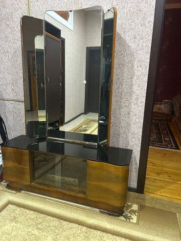 Güzgülü lalafo.az -da Güzgülü