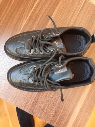 41 razmer, qara, təzə lalafo.az -da 41 razmer, qara, təzə