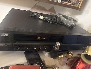 Видео манитор. JVC VHS videomaqnitofon Xüsusiyyətlər: - VHS formatı lalafo.az -da Видео манитор. JVC VHS videomaqnitofon Xüsusiyyətlər: - VHS formatı