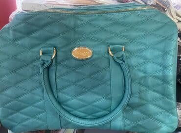 Дорожные сумки цвет бирюзовый и красный Качество отличное Новые в lalafo.az -da Дорожные сумки цвет бирюзовый и красный Качество отличное Новые в