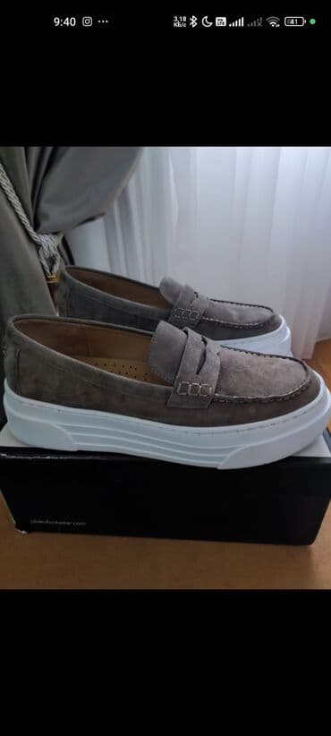 J/SLIDES NYC loafer tipli ayaqqabı - Material: yumşaq süet üstlük lalafo.az -da J/SLIDES NYC loafer tipli ayaqqabı - Material: yumşaq süet üstlük