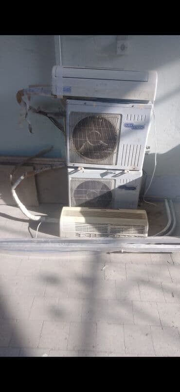 Kondisonerler 3 ədəd var təxmini 35. 45 kv işləkdi qazları var bir lalafo.az -da Kondisonerler 3 ədəd var təxmini 35. 45 kv işləkdi qazları var bir