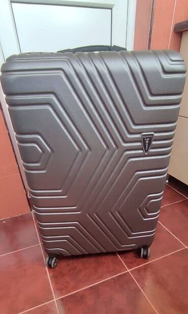 Çamadanlar Türkiyə istehsalıdır. Materialları Polipropilendir (Yəni 90 lalafo.az -da Çamadanlar Türkiyə istehsalıdır. Materialları Polipropilendir (Yəni 90