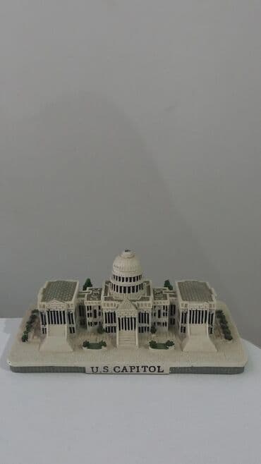 Heykəlcik, 2010 il, Keramik, Çin, Ünvandan götürmə lalafo.az -da Heykəlcik, 2010 il, Keramik, Çin, Ünvandan götürmə