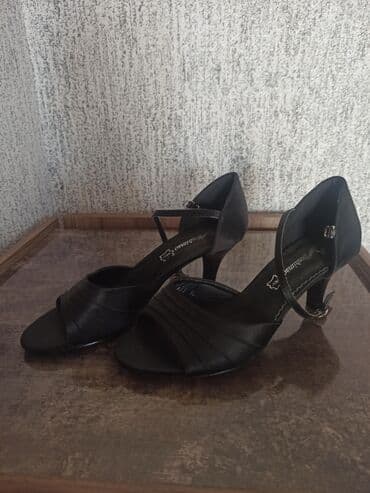 Geyinilmiyib lalafo.az -da Geyinilmiyib