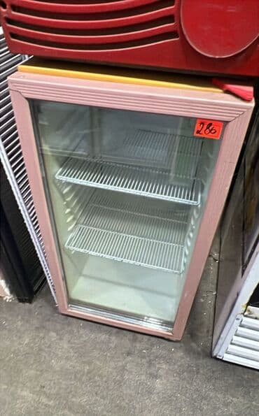 Vitrin tipli içkilər üçün soyuducu - Önü şüşəli, daxilinin görünüşünü lalafo.az -da Vitrin tipli içkilər üçün soyuducu - Önü şüşəli, daxilinin görünüşünü