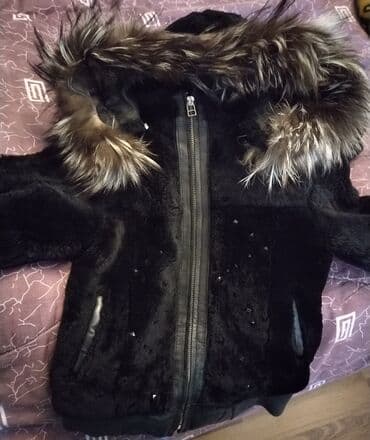 1defe geyinilib Turkiyeden 250azn alinib 100azn satilir 5-6yawa gedir lalafo.az -da 1defe geyinilib Turkiyeden 250azn alinib 100azn satilir 5-6yawa gedir