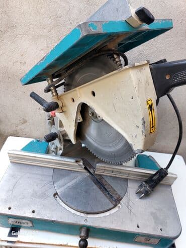 Masaüstü gönye mişarı və metal kəsici aparatı – elektriklə işləyən iki lalafo.az -da Masaüstü gönye mişarı və metal kəsici aparatı – elektriklə işləyən iki