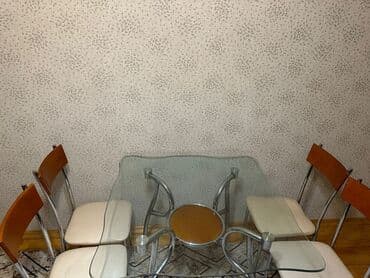 Mətbəx üçün, İşlənmiş, Açılmayan, Kvadrat masa, 4 stul lalafo.az -da Mətbəx üçün, İşlənmiş, Açılmayan, Kvadrat masa, 4 stul