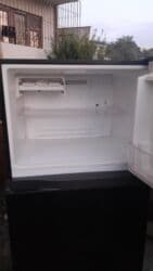 İşlənmiş 2 qapılı Toshiba Soyuducu Satılır, rəng - Qara lalafo.az -da İşlənmiş 2 qapılı Toshiba Soyuducu Satılır, rəng - Qara