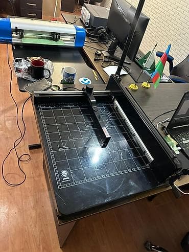 Ножницы гильотинные: Kağız kəsmə aparatı və vinil plotter dəsti Poliqrafiya, reklam, ofis at lalafo.az — 2 Ножницы гильотинные: Kağız kəsmə aparatı və vinil plotter dəsti Poliqrafiya, reklam, ofis — 2