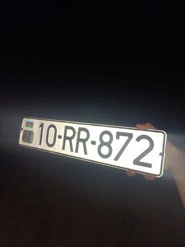 Bu, avtomobillər üçün standart Azərbaycan nömrə nişanıdır. Ağ fon lalafo.az -da Bu, avtomobillər üçün standart Azərbaycan nömrə nişanıdır. Ağ fon