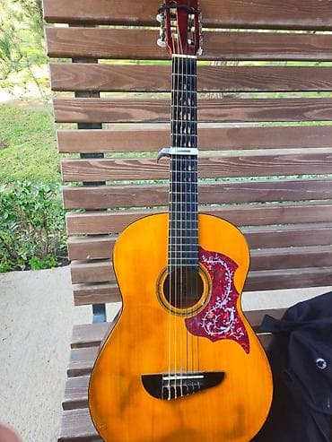 Klassik akustik gitara - Bədən: tam ölçülü klassik korpus, parlaq bal lalafo.az -da Klassik akustik gitara - Bədən: tam ölçülü klassik korpus, parlaq bal