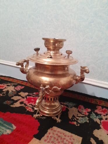 Qedimi 7 lt. samavar antikvar kömürle böyukdu lalafo.az -da Qedimi 7 lt. samavar antikvar kömürle böyukdu