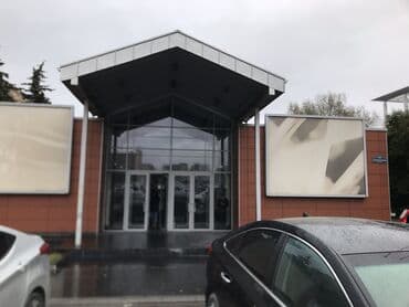 Genclik metrusunun çıxışında kaspian şoping ticarət mərkəzində 4 lalafo.az -da Genclik metrusunun çıxışında kaspian şoping ticarət mərkəzində 4